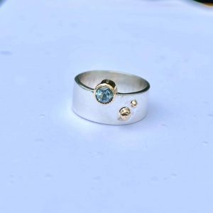 SILVER 7MM BAND WITH BLUE TOURMALINE
